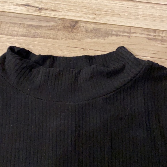 High neck bodysuit - Picture 2 of 3